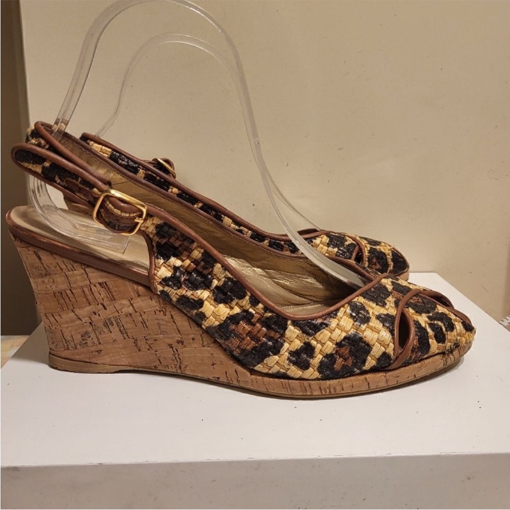 Stuart Weitzman Tan and Black Wedges